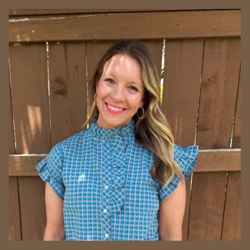 Julia Stephenson profile photo
